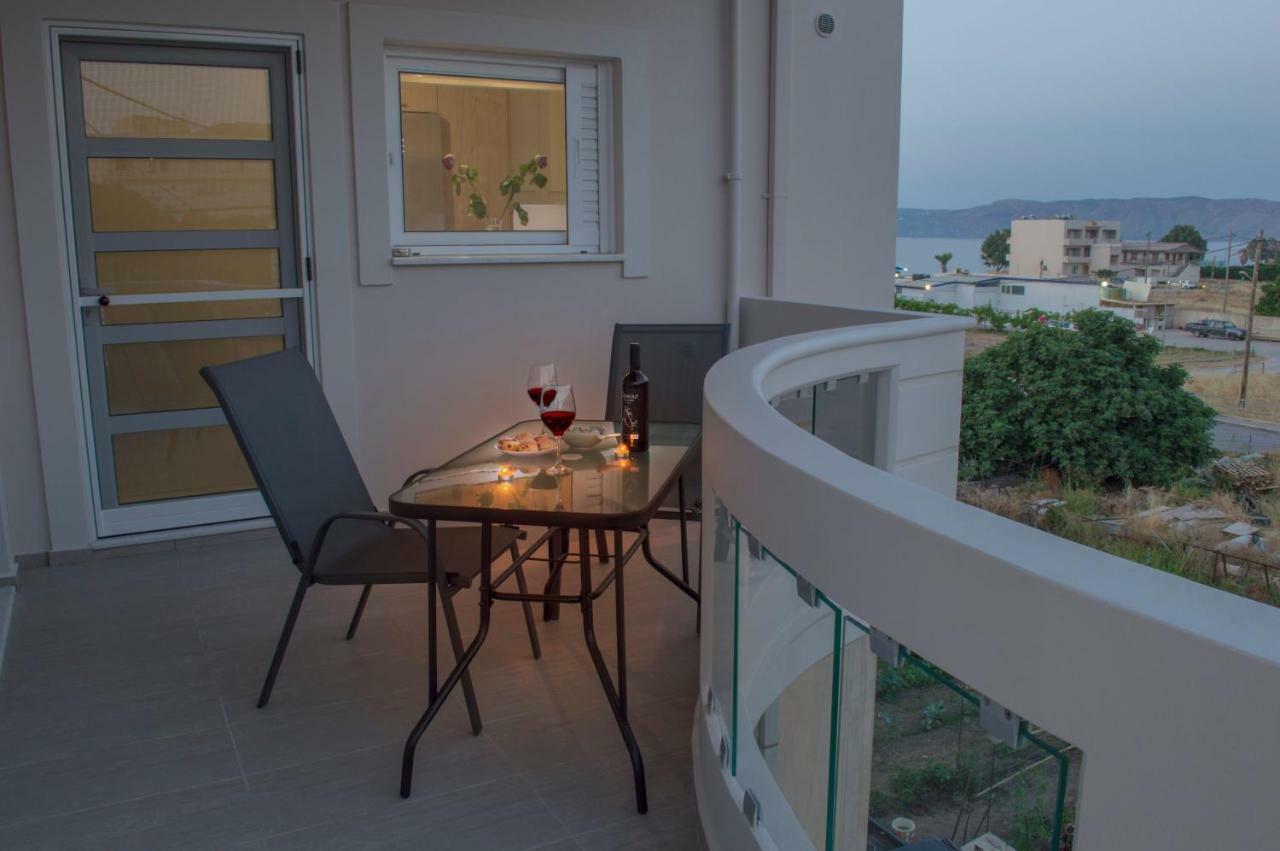 Tonia'S Apartment กิสเซมอส ภายนอก รูปภาพ